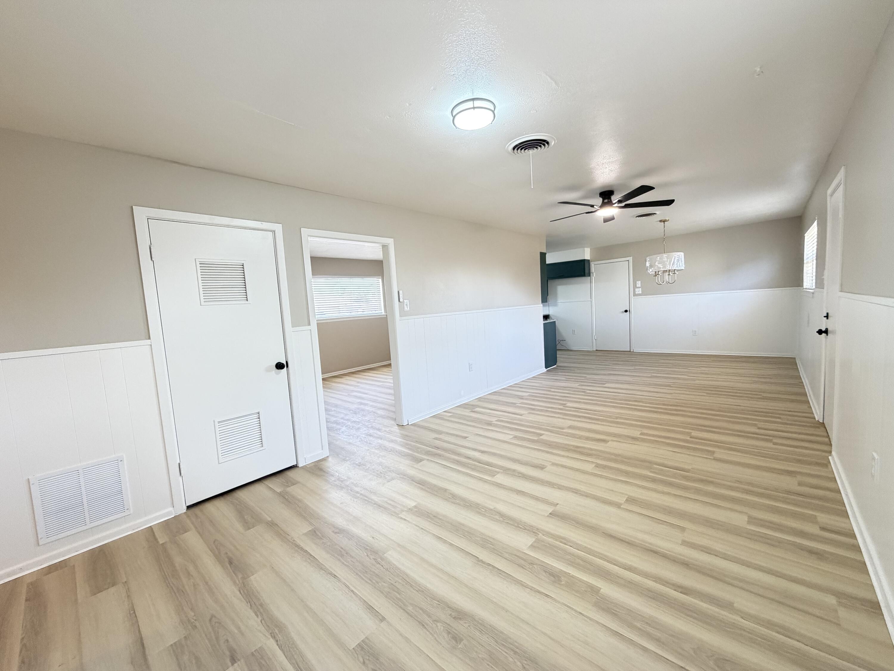 509 N Ballard Street