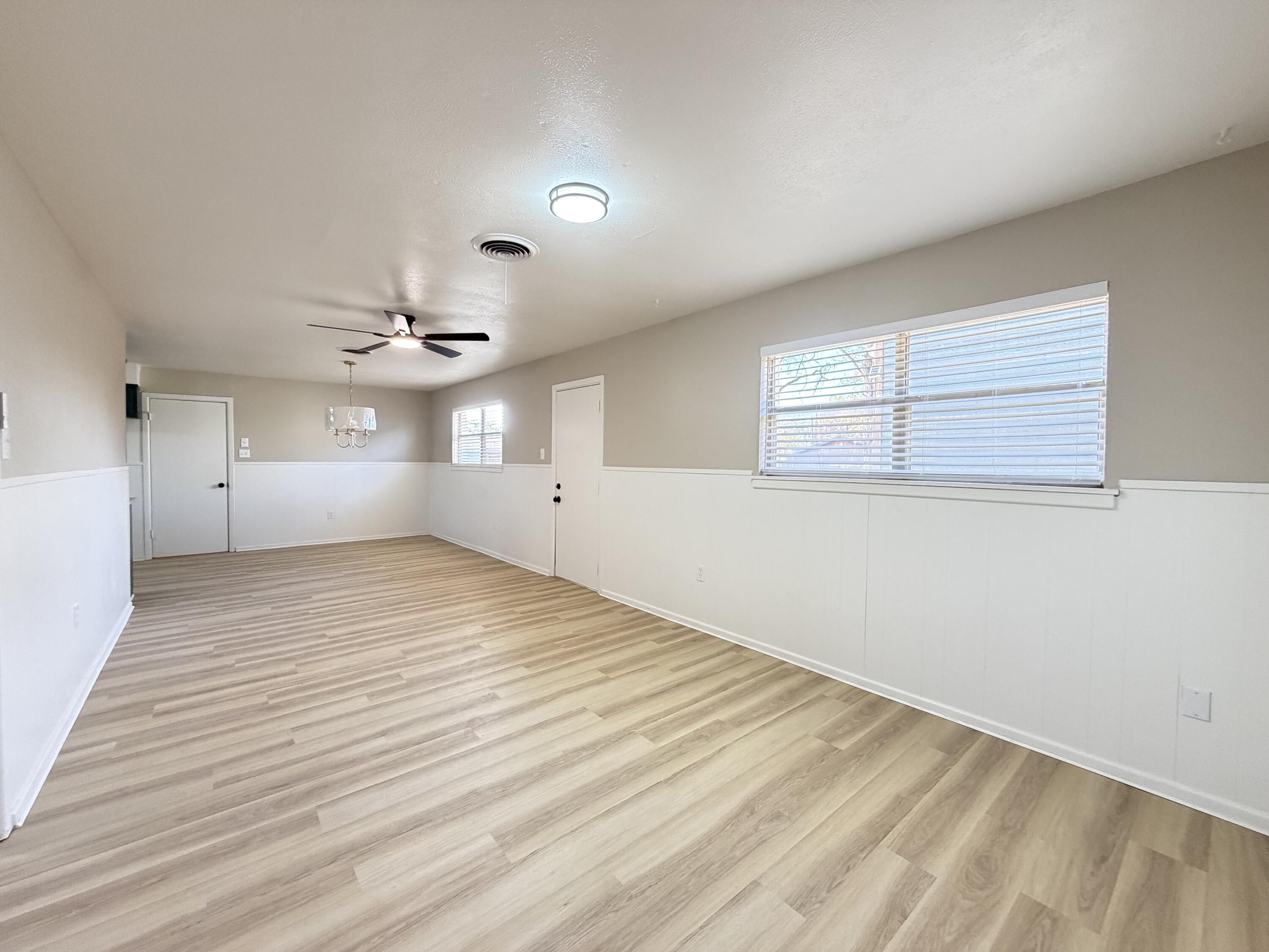 509 N Ballard Street