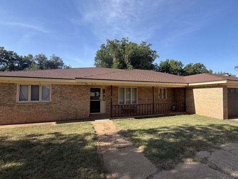 Photo of 2513 3rd Street, Lubbock, TX 79415 (MLS # 202614056)