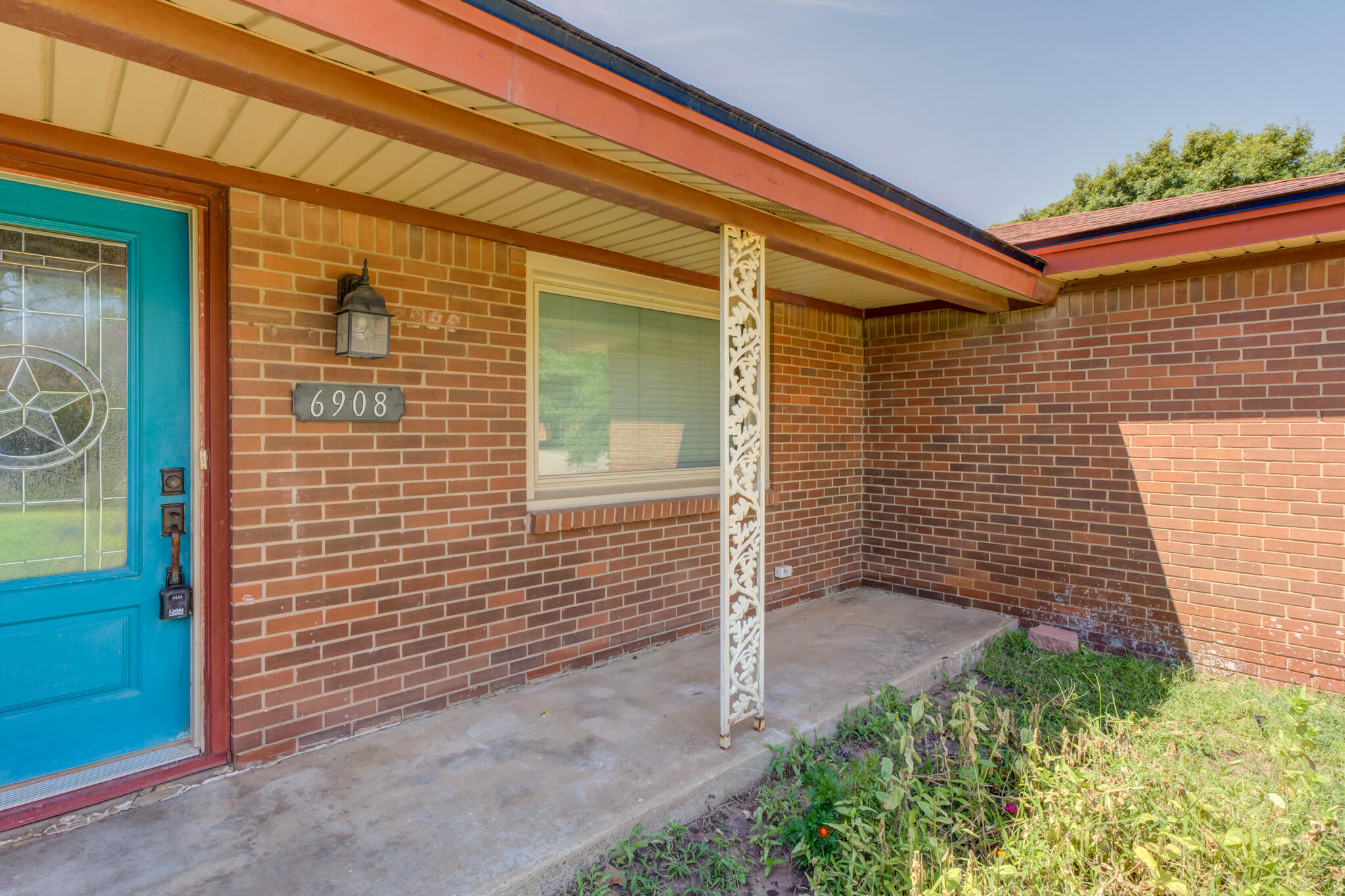 6908 Elkridge Avenue