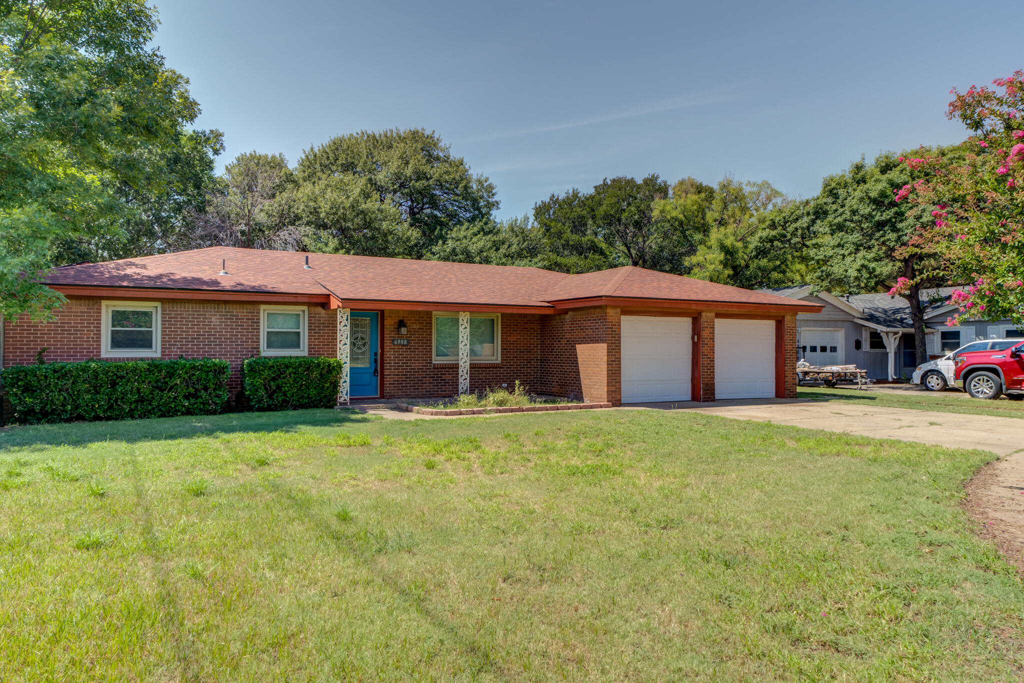 6908 Elkridge Avenue