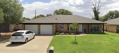 Photo of 405 SW 23rd Street, Seminole, TX 79360 (MLS # 202603468)