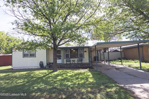 Photo of 309 Ripley Avenue, Kress, TX 79052 (MLS # 202605607)