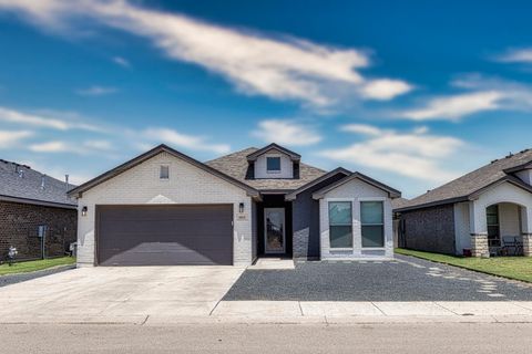 Photo of 1614 137th Street, Lubbock, TX 79423 (MLS # 202609257)