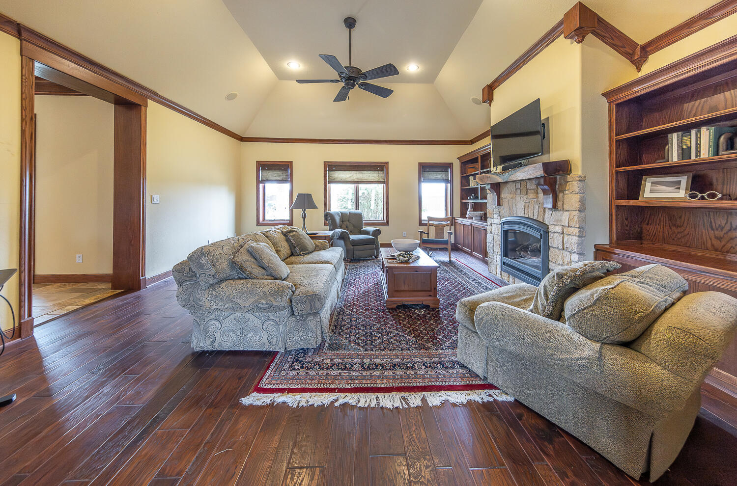 8926 County Road 6860