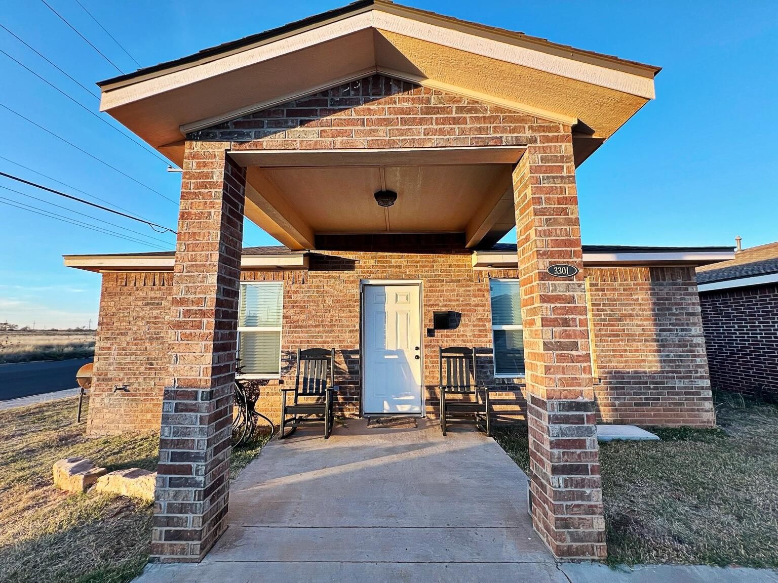 3301 E Dartmouth Street