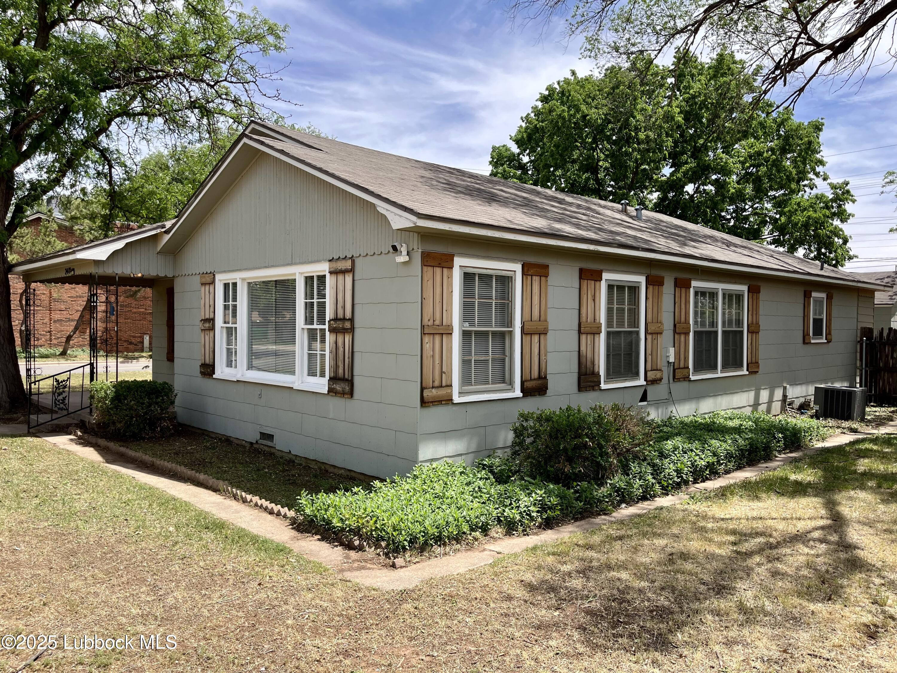2401 33rd Street