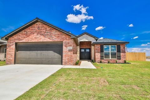 Photo of 1910 Durham Avenue, Wolfforth, TX 79382 (MLS # 202605456)