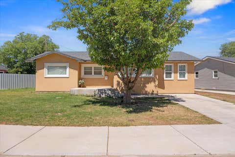 Photo of 208 Flint Drive, Levelland, TX 79336 (MLS # 202606389)