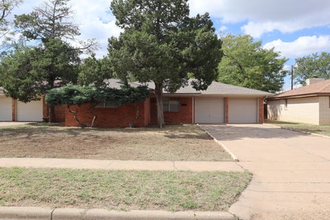 Photo of 6208 Avenue U, Lubbock, TX 79412 (MLS # 202613686)