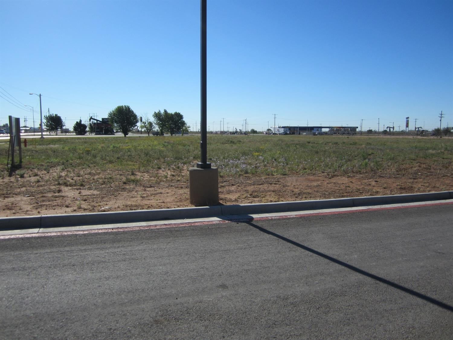 850 E Broadway, Denver City, TX, 79323 1 850 E Broadway