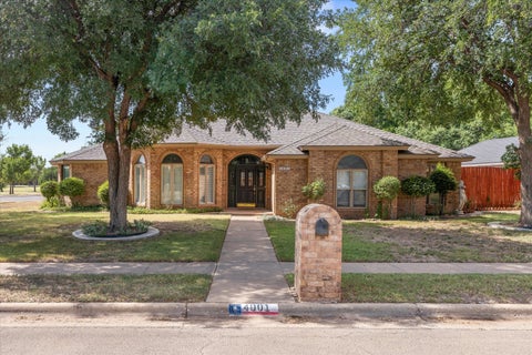 Photo of 4001 88th Street, Lubbock, TX 79423 (MLS # 202611803)