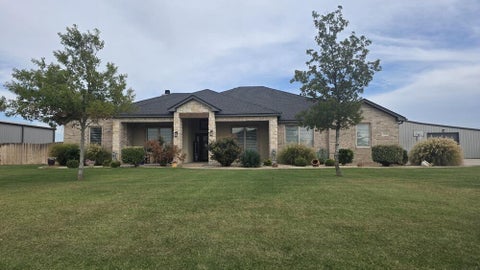 Photo of 17009 County Road 2070, Lubbock, TX 79423 (MLS # 202613875)