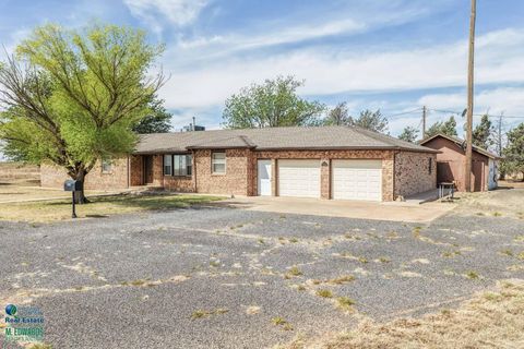 Photo of 320 U.S. 84, Sudan, TX 79371 (MLS # 202606421)