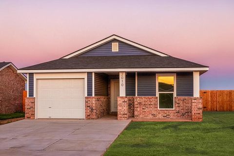 Photo of 7423 64th Street, Lubbock, TX 79407 (MLS # 202606246)