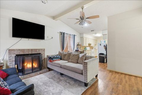 Photo of 4745 2nd Street, Lubbock, TX 79416 (MLS # 202607999)
