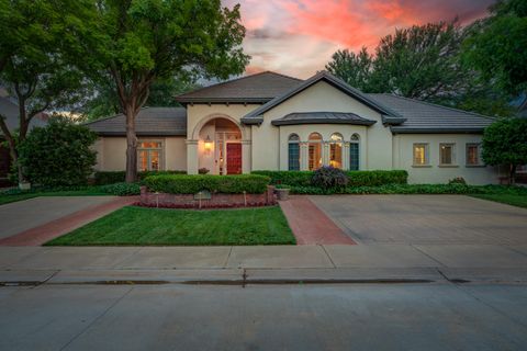 Photo of 4809 19th Street #UNIT 9, Lubbock, TX 79407 (MLS # 202606585)