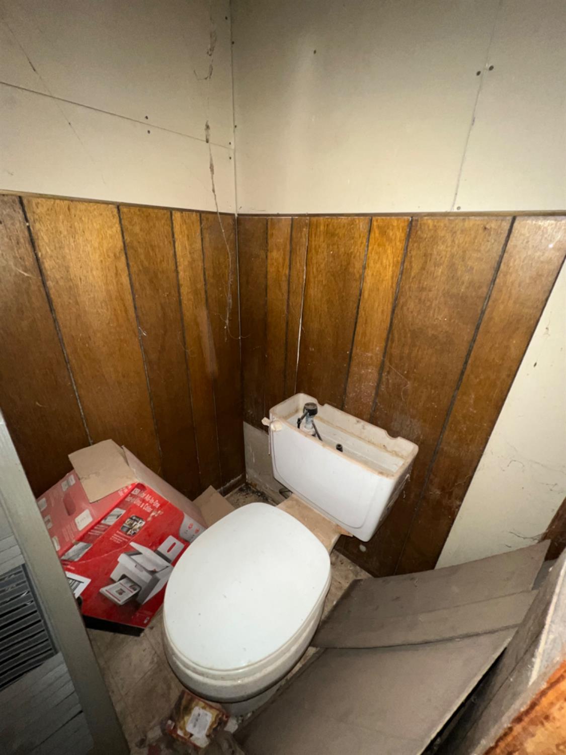 Lorenzo, Texas 79343, United States, 2 Bedrooms Bedrooms, ,2 BathroomsBathrooms,Residential,Contingent,64143