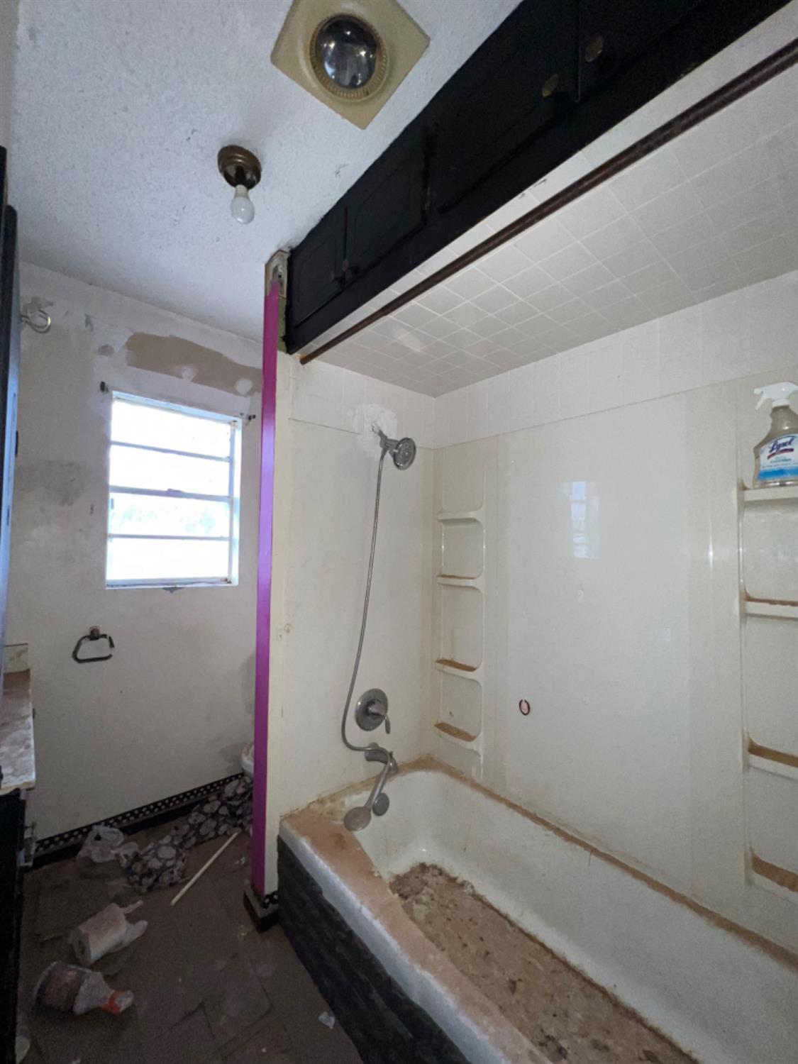 Lorenzo, Texas 79343, United States, 2 Bedrooms Bedrooms, ,2 BathroomsBathrooms,Residential,Contingent,64143