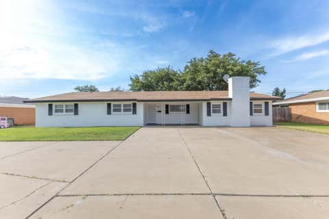 Photo of 5229 8th Street, Lubbock, TX 79416 (MLS # 202611852)