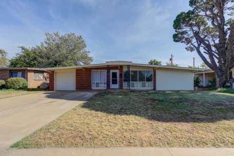 Photo of 2708 63rd Street, Lubbock, TX 79413 (MLS # 202610513)