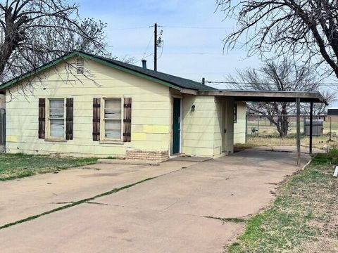 Photo of 2403 E 5th Street, Lubbock, TX 79403 (MLS # 202603487)