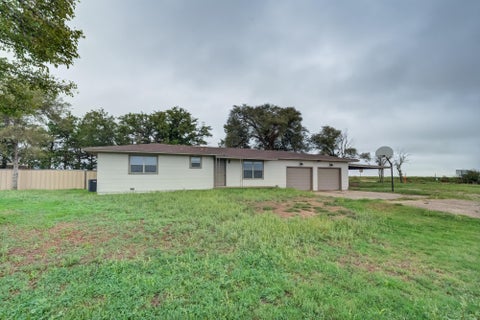 Photo of 6523 E FM 41, Slaton, TX 79364 (MLS # 202614161)