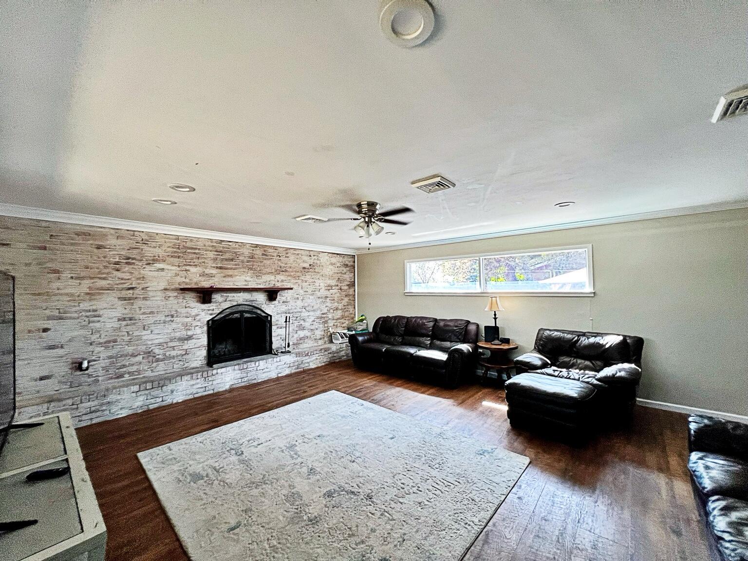 1905 63rd Street - Photo 3