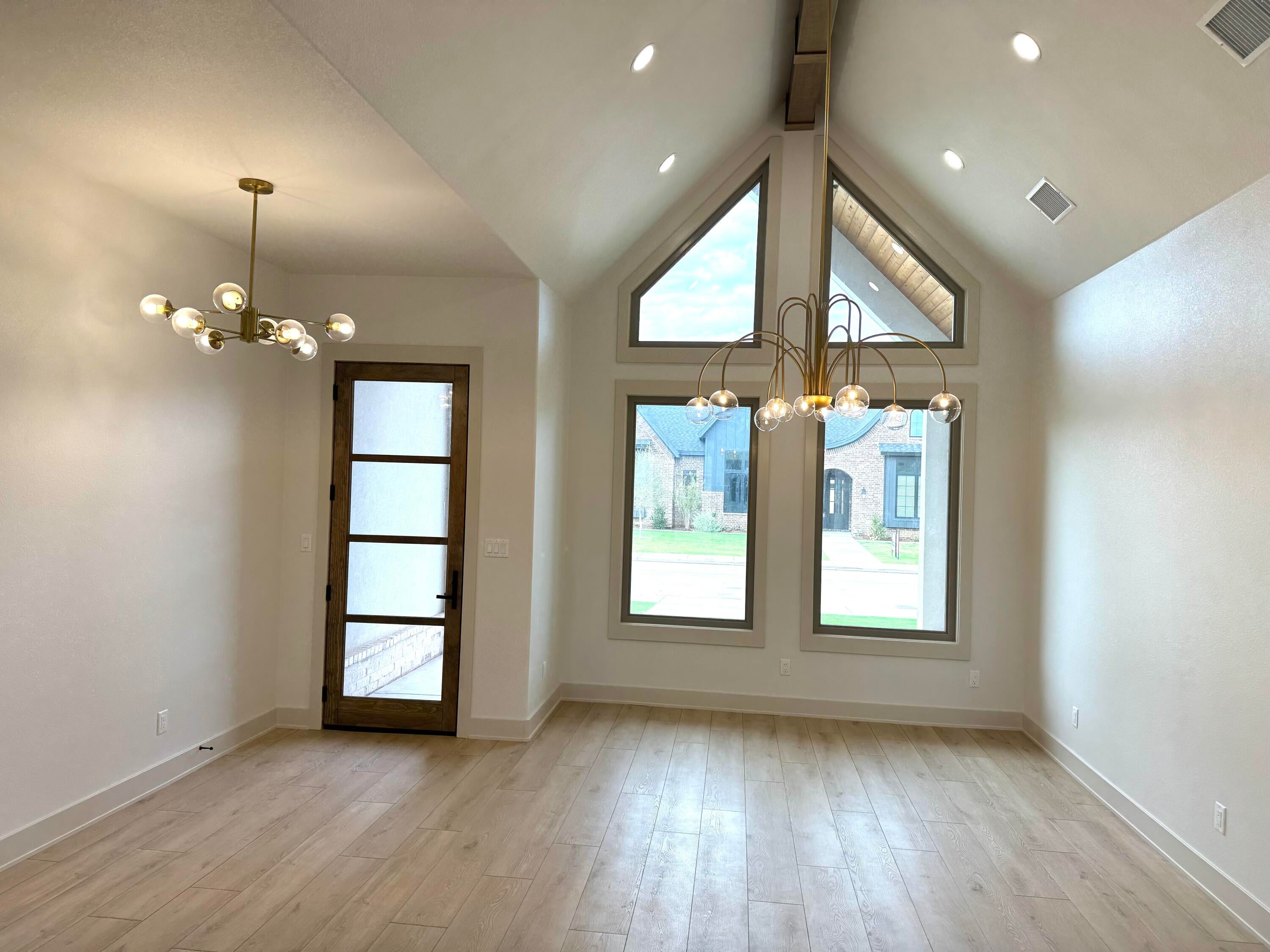 3611 143rd Street - Photo 4