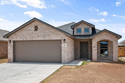 Photo of 2013 Durham Avenue, Wolfforth, TX 79382 (MLS # 202610272)