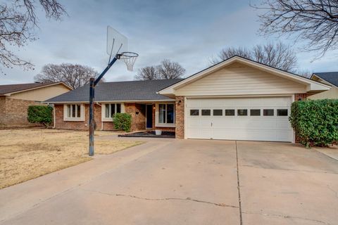 Photo of 3503 66th Drive, Lubbock, TX 79413 (MLS # 202606923)