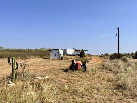 Photo of 944 County Road 129, Dickens, TX 79229 (MLS # 202611375)