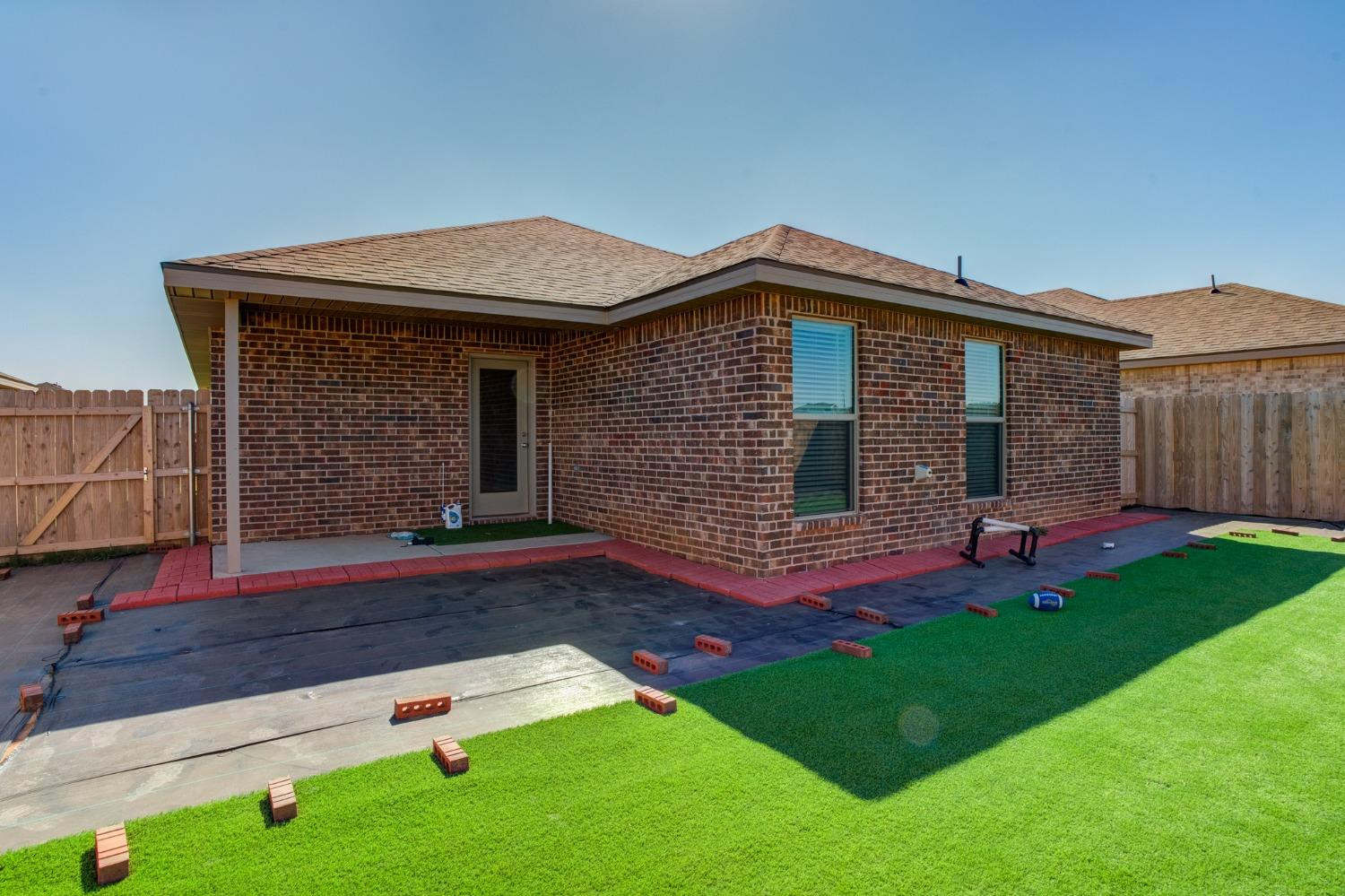 Lubbock, Texas 79416, United States, 3 Bedrooms Bedrooms, ,2 BathroomsBathrooms,Residential,Active,38474