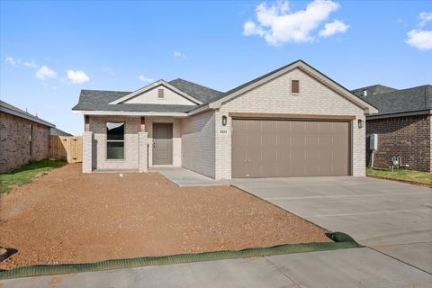 Photo of 2424 Aberdeen Avenue, Wolfforth, TX 79382 (MLS # 202605829)