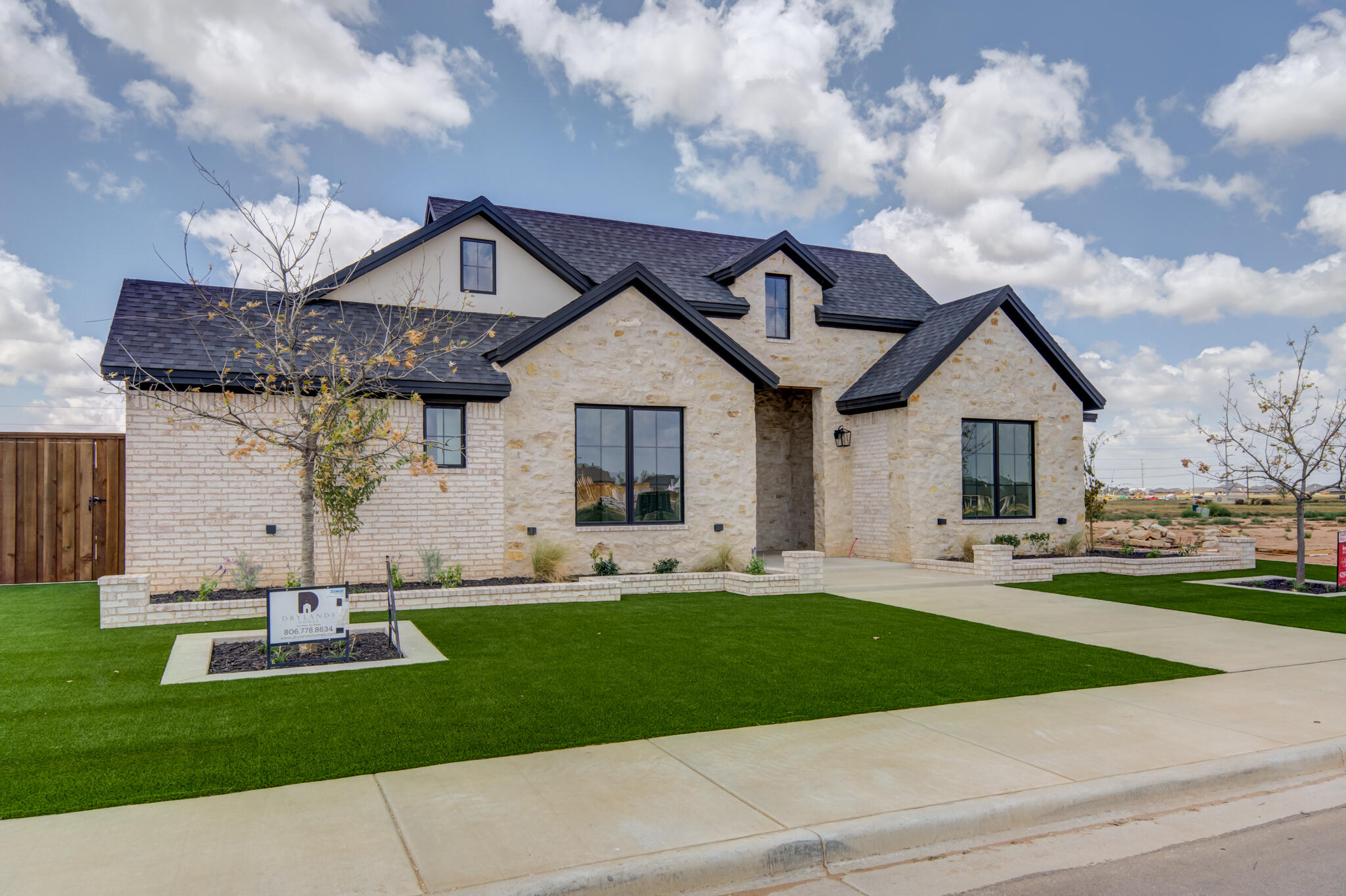 15014 Orlando Avenue