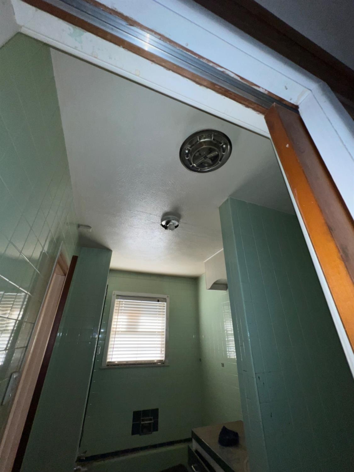 Lubbock, Texas 79403, United States, 3 Bedrooms Bedrooms, ,3 BathroomsBathrooms,Residential,Active,66874