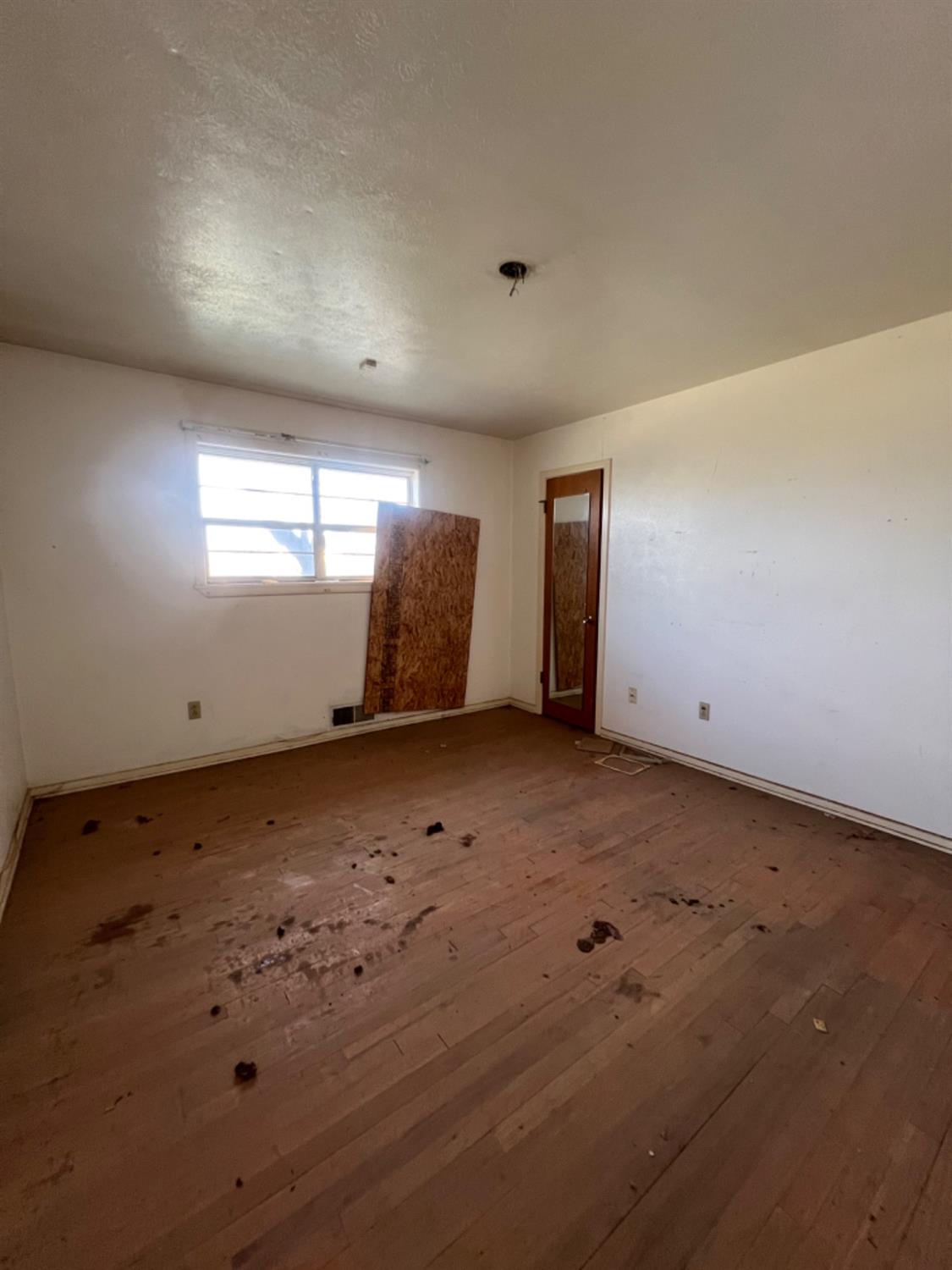 Lubbock, Texas 79403, United States, 3 Bedrooms Bedrooms, ,3 BathroomsBathrooms,Residential,Active,66874