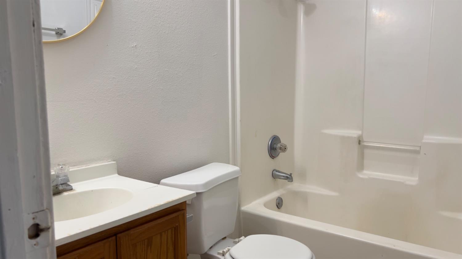 Lubbock, Texas 79404, United States, 2 Bedrooms Bedrooms, ,1 BathroomBathrooms,Residential,Active,58552