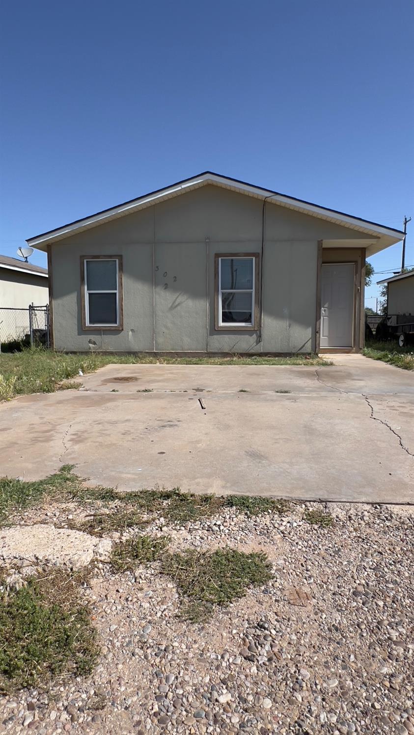 Lubbock, Texas 79404, United States, 2 Bedrooms Bedrooms, ,1 BathroomBathrooms,Residential,Active,58552