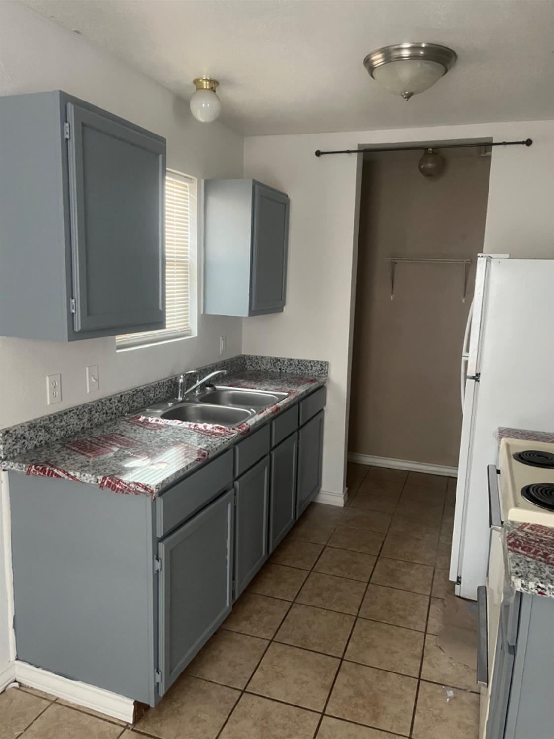 Lubbock, Texas 79404, United States, 2 Bedrooms Bedrooms, ,1 BathroomBathrooms,Residential,Active,58552