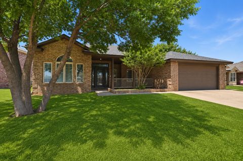 Photo of 616 N 8th Street, Wolfforth, TX 79382 (MLS # 202606435)