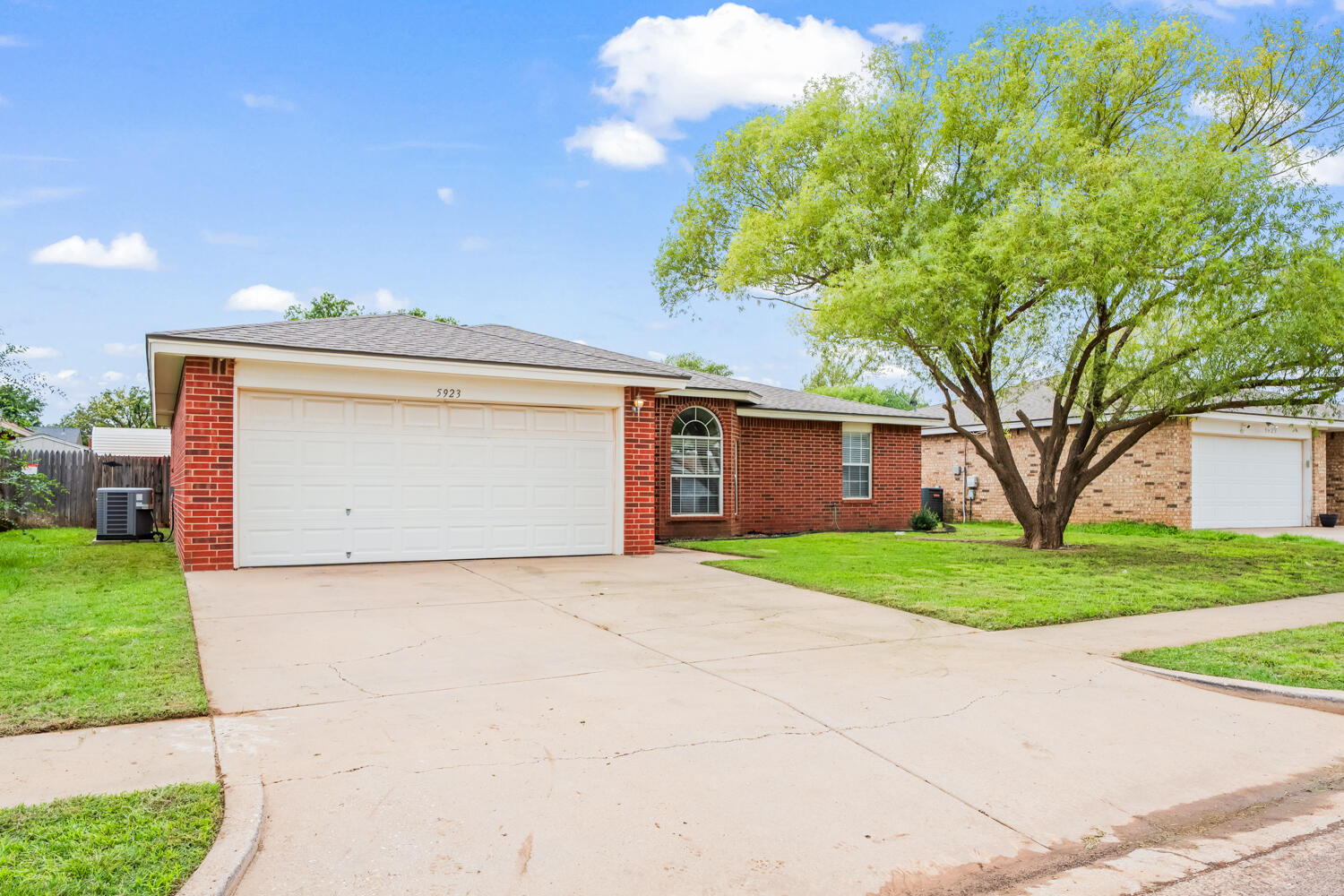 5923 9th Drive