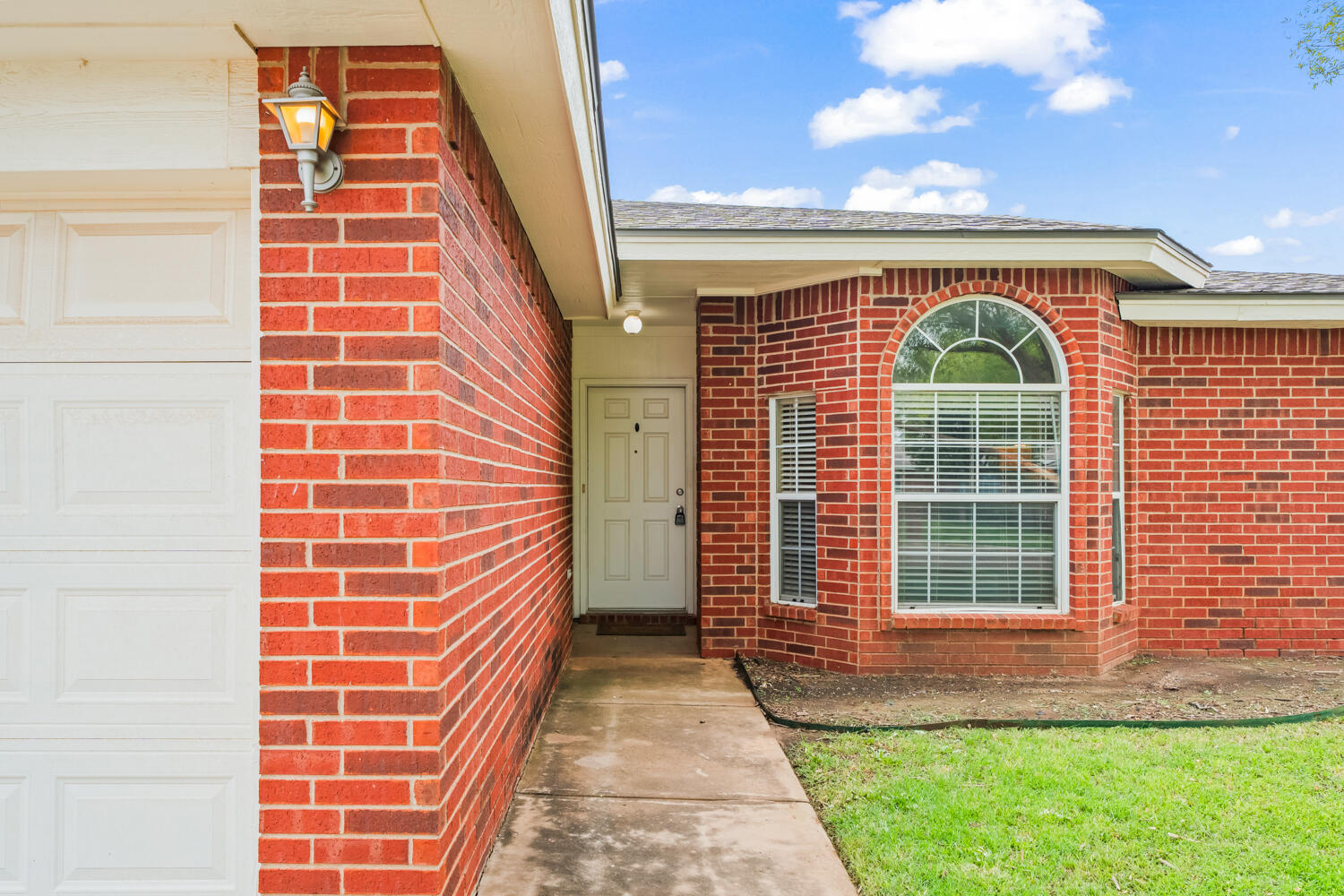 5923 9th Drive