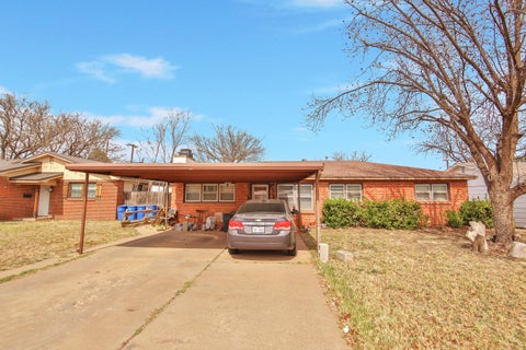 Photo of 4518 49th Street, Lubbock, TX 79414 (MLS # 202612073)