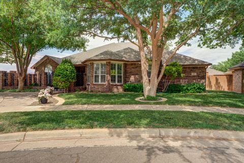 Photo of 112 N York Avenue, Lubbock, TX 79416 (MLS # 202606730)