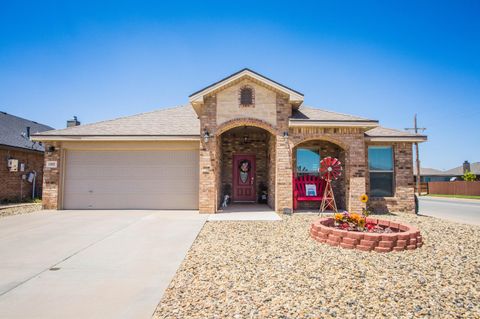 Photo of 13802 Waco Avenue, Lubbock, TX 79423 (MLS # 202606234)