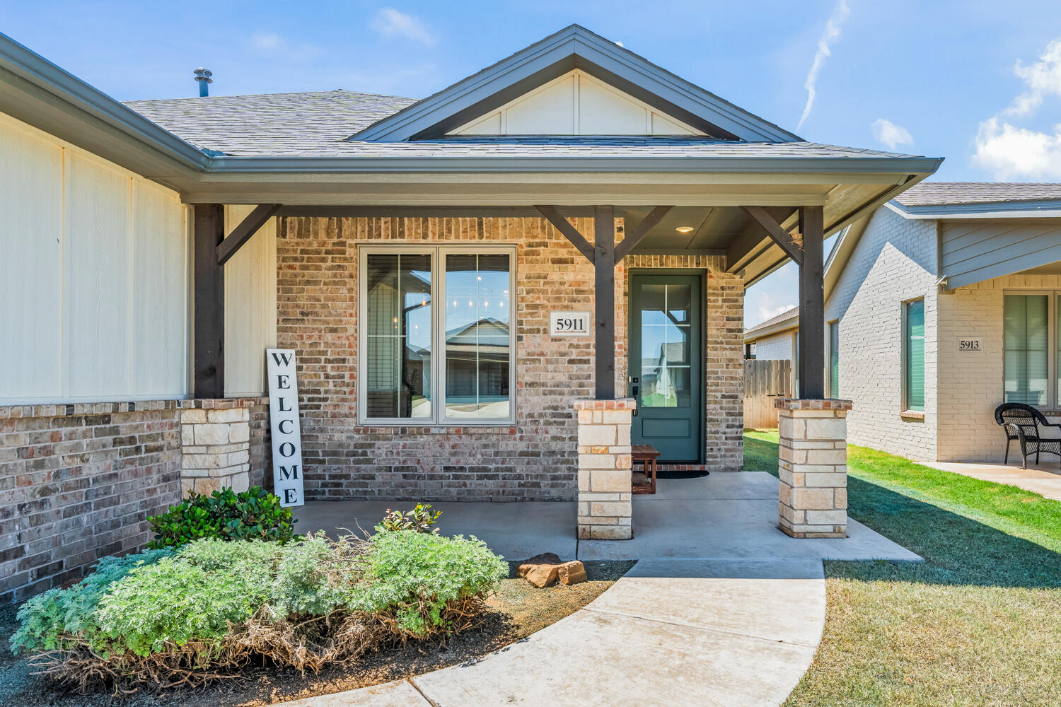 5911 Itasca Ave-4