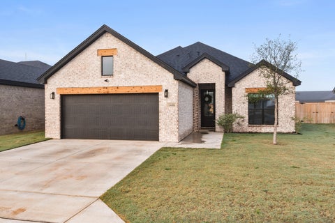 Photo of 14406 Kenosha Avenue, Lubbock, TX 79423 (MLS # 202614798)