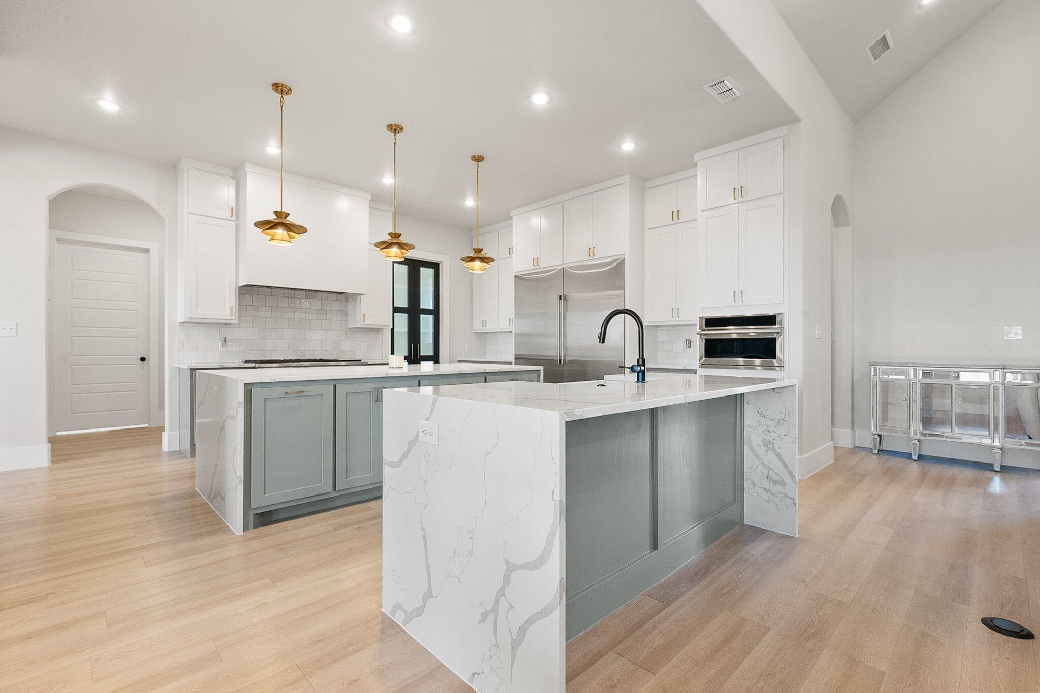1051 Hawk Lane