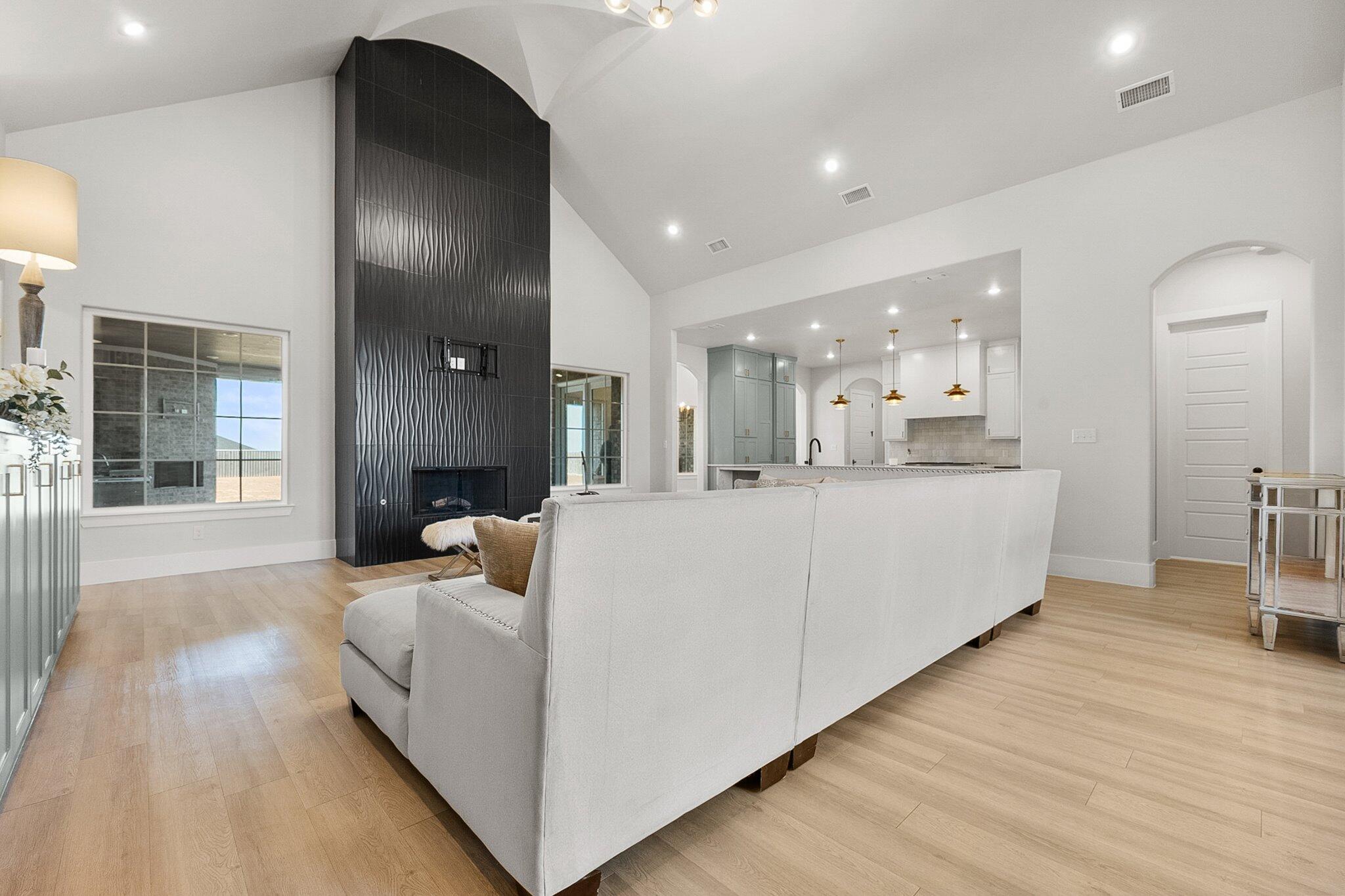1051 Hawk Lane
